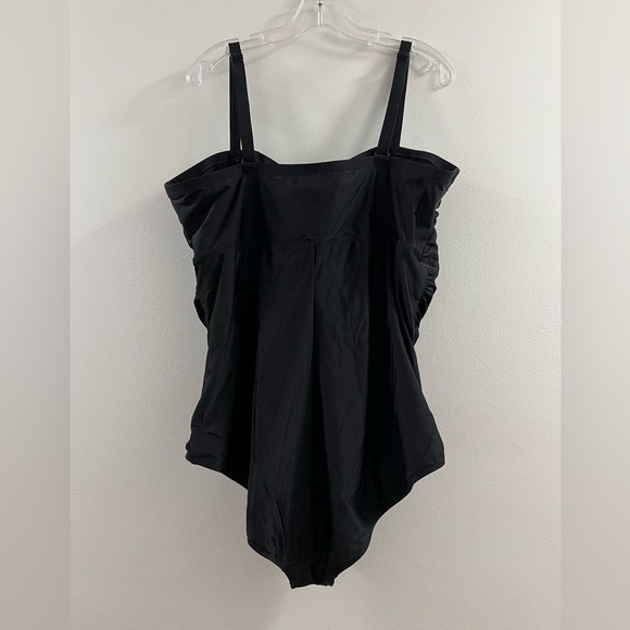 Torrid Swimsuit Lattice Front Cage - One Piece Ruched Retro Wireless za. - Picture 14 of 16